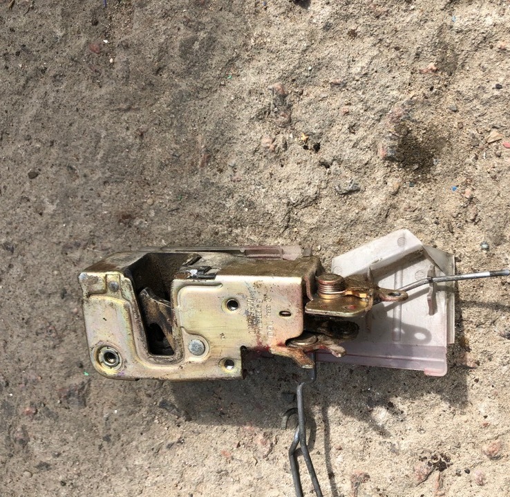 Замок кузовной Фольксваген т4